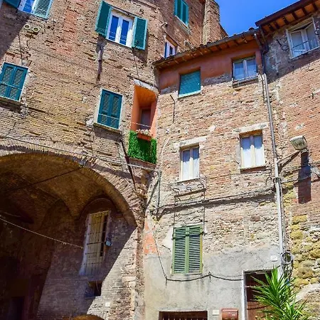 In Centro Da Piero - In Via Della Viola פרוג'ה